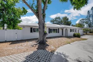 5817 26TH STREET, BRADENTON, FL 34207 Sold 08/15/25