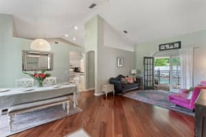 1018 FEATHERSTONE CIRCLE, OCOEE, FL 34761 Sold 08/14/25