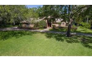 725 BEAR CREEK CIRCLE, WINTER SPRINGS, FL 32708 Sold 06/09/25
