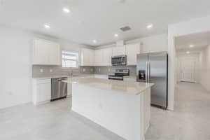 9661 SUMMERS CAY CIRCLE, THONOTOSASSA, FL 33592 Sold 07/01/25