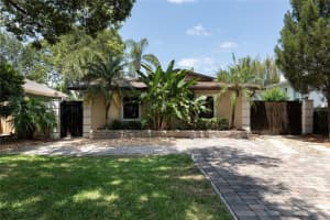 2711 PARKLAND DRIVE, WINTER PARK, FL 32789 Sold 08/12/25
