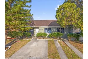 2504 LONDON BRIDGE COURT, ORLANDO, FL 32837 Sold 06/23/25
