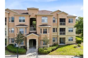 422 Terrace Ridge Cir #422, DAVENPORT