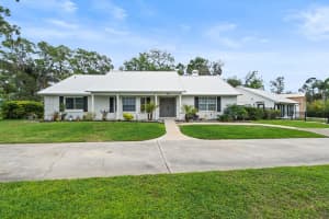 335 Debary Ave, DEBARY