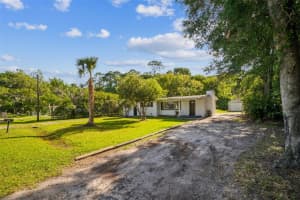2647 MYRTLE AVENUE, SANFORD, FL 32773 - MLS#MFRO6304070