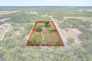 6803 ROUND LAKE ROAD, MOUNT DORA, FL 32757 Sold 08/29/25