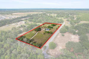 6803 ROUND LAKE ROAD, MOUNT DORA, FL 32757 Sold 08/29/25