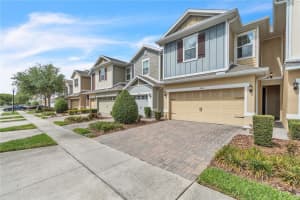 1262 E 10th St, APOPKA