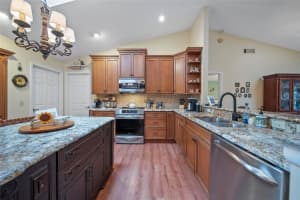 903 OAK LEAF COURT, ALTAMONTE SPRINGS, FL 32714 Sold 06/27/25