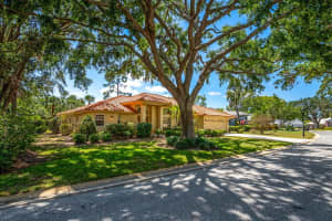 8202 SHADOW PINE WAY, SARASOTA, FL 34238 - MLS#MFRO6305019