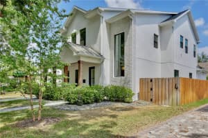 833 DARTMOUTH STREET, ORLANDO, FL 32804 Sold 07/22/25