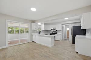326 EVERGREEN COURT, APOPKA, FL 32712 Sold 06/05/25