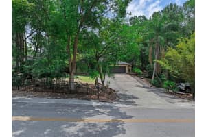 670 SPARKMAN AVENUE, ORANGE CITY, FL 32763 Sold 07/03/25