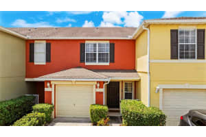 725 CRESTING OAK CIRCLE, ORLANDO, FL 32824 Sold 07/29/25