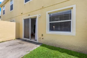 725 CRESTING OAK CIRCLE, ORLANDO, FL 32824 Sold 07/29/25