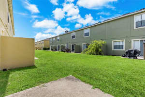 725 CRESTING OAK CIRCLE, ORLANDO, FL 32824 Sold 07/29/25