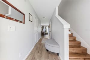 725 CRESTING OAK CIRCLE, ORLANDO, FL 32824 Sold 07/29/25