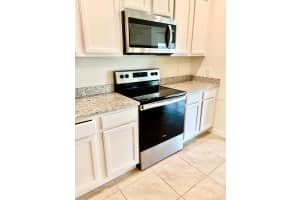 5216 GREENHEART AVENUE, MOUNT DORA, FL 32757 - MLS#MFRO6305732