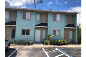 283 Gardner Ln #d, KISSIMMEE