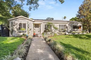 100 KENNISON DRIVE, ORLANDO, FL 32801 - MLS#MFRO6306128