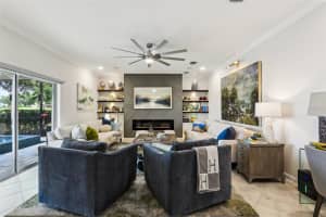 1082 TRAPPERS TRAIL LOOP, DAVENPORT, FL 33896 Sold 06/18/25