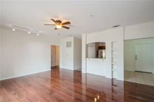 122 VISTA VERDI CIRCLE, LAKE MARY, FL 32746 Sold 08/06/25