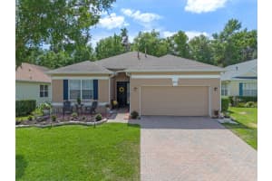 2217 Caledonian St, CLERMONT