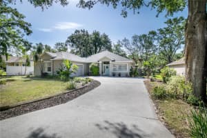 2623 Gables Dr, EUSTIS