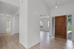 717 PINE TERRACE, ALTAMONTE SPRINGS, FL 32714 Sold 07/03/25