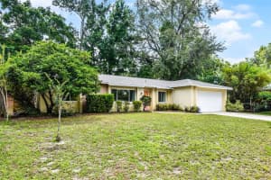 327 KETCH COURT, ORLANDO, FL 32835 Sold 06/02/25
