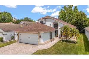 5672 PARKVIEW LAKE DRIVE, ORLANDO, FL 32821 Sold 06/09/25
