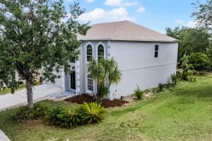 520 STONEWALL AVENUE, HAINES CITY, FL 33844 Sold 07/17/25