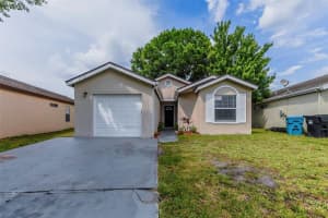 5423 BLUEBERRY DRIVE, ORLANDO, FL 32811 Sold 08/18/25