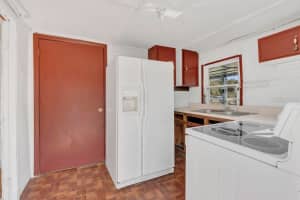 2045 SOUTH STREET, OVIEDO, FL 32765 Sold 08/22/25