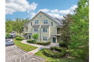 3721 LAKE ORLANDO PARKWAY, ORLANDO, FL 32808 Sold 08/29/25