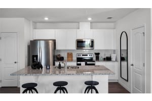 1566 DALEHURST LANE, KISSIMMEE, FL 34744 Sold 07/18/25