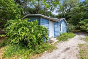 1701 BAY STREET, WINTER GARDEN, FL 34787 Sold 08/22/25
