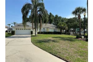 5604 Loma Vista Dr W, DAVENPORT