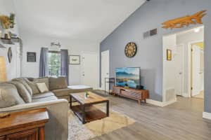 620 FRUITWOOD AVENUE, WINTER SPRINGS, FL 32708 Sold 08/18/25
