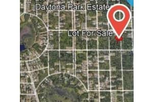 1230 EAST PARKWAY, DELAND, FL 32724 Sold 10/30/25