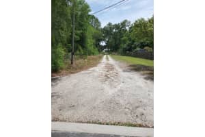 111 BEASLEY ROAD, OVIEDO, FL 32765 - MLS#MFRO6307842