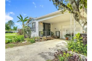 171 STANLEY BELL DRIVE, MOUNT DORA, FL 32757 - MLS#MFRO6307953