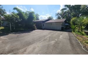 2405 NEPTUNE ROAD, KISSIMMEE, FL 34744 - MLS#MFRO6307997