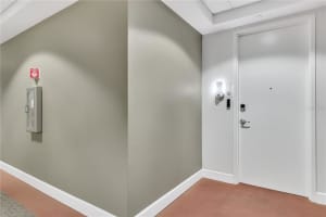 101 EOLA DRIVE, ORLANDO, FL 32801 - MLS#MFRO6308064