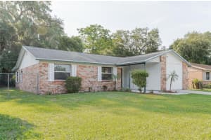 635 San Lanta Cir, SANFORD