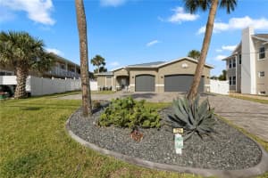 725 GRANDVIEW AVENUE, DAYTONA BEACH, FL 32118 Sold 08/22/25