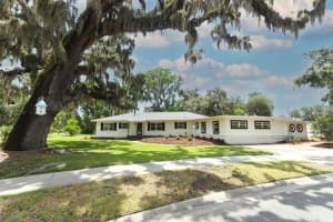 656 LAKE CHARM DRIVE, OVIEDO, FL 32765 Sold 08/12/25