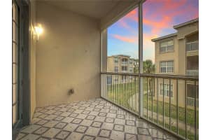 3000 LAUREL PARK LANE, KISSIMMEE, FL 34741 - MLS#MFRO6308296