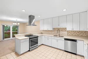 11 HUNTLEY COURT, HAINES CITY, FL 33844 - MLS#MFRO6308319