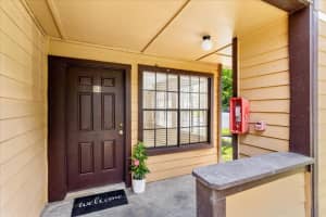 325 FORESTWAY CIRCLE, ALTAMONTE SPRINGS, FL 32701 Sold 08/11/25